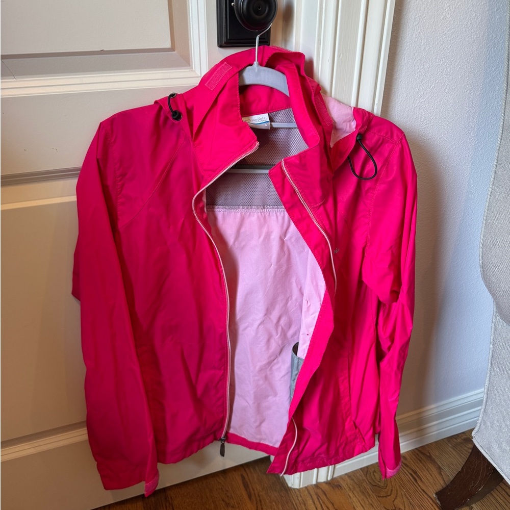 Columbia Women’s Pink rain Jacket
